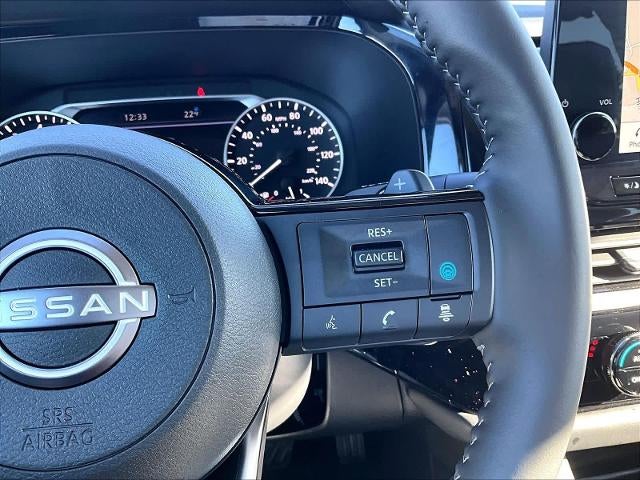 2025 Nissan Pathfinder SL 4WD