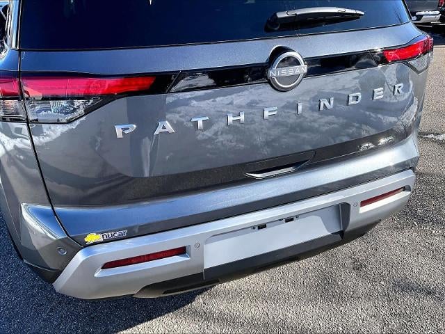 2025 Nissan Pathfinder SL 4WD