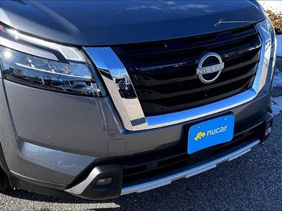 2025 Nissan Pathfinder SL 4WD