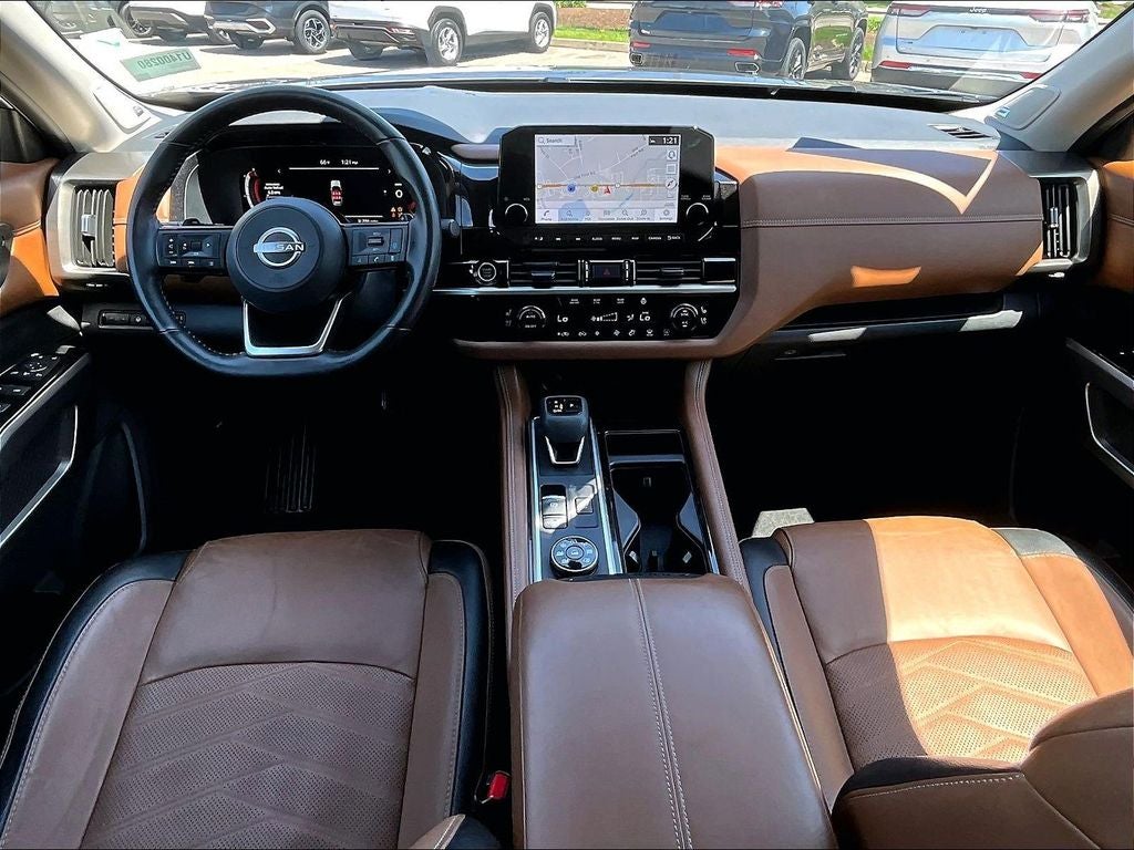 2023 Nissan Pathfinder Platinum