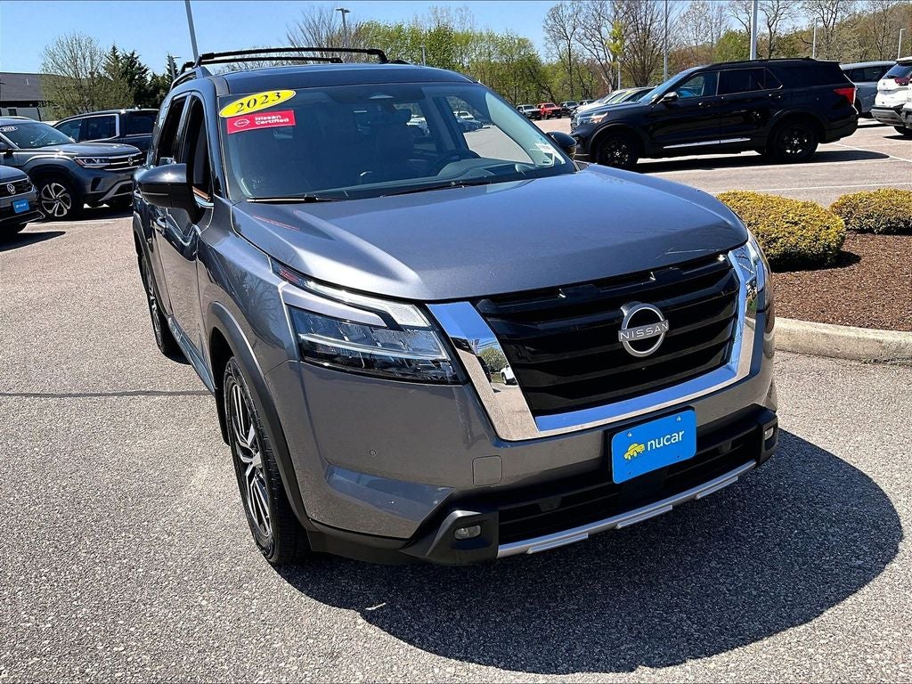 2023 Nissan Pathfinder Platinum