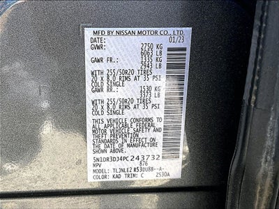 2023 Nissan Pathfinder Platinum