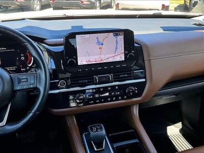 2023 Nissan Pathfinder Platinum
