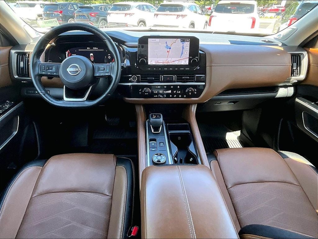 2023 Nissan Pathfinder Platinum