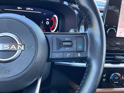 2023 Nissan Pathfinder Platinum