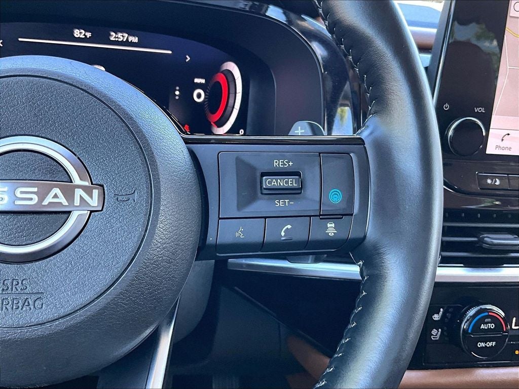 2023 Nissan Pathfinder Platinum
