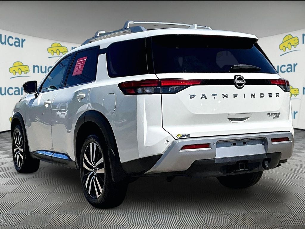 2023 Nissan Pathfinder Platinum