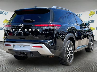 2023 Nissan Pathfinder Platinum
