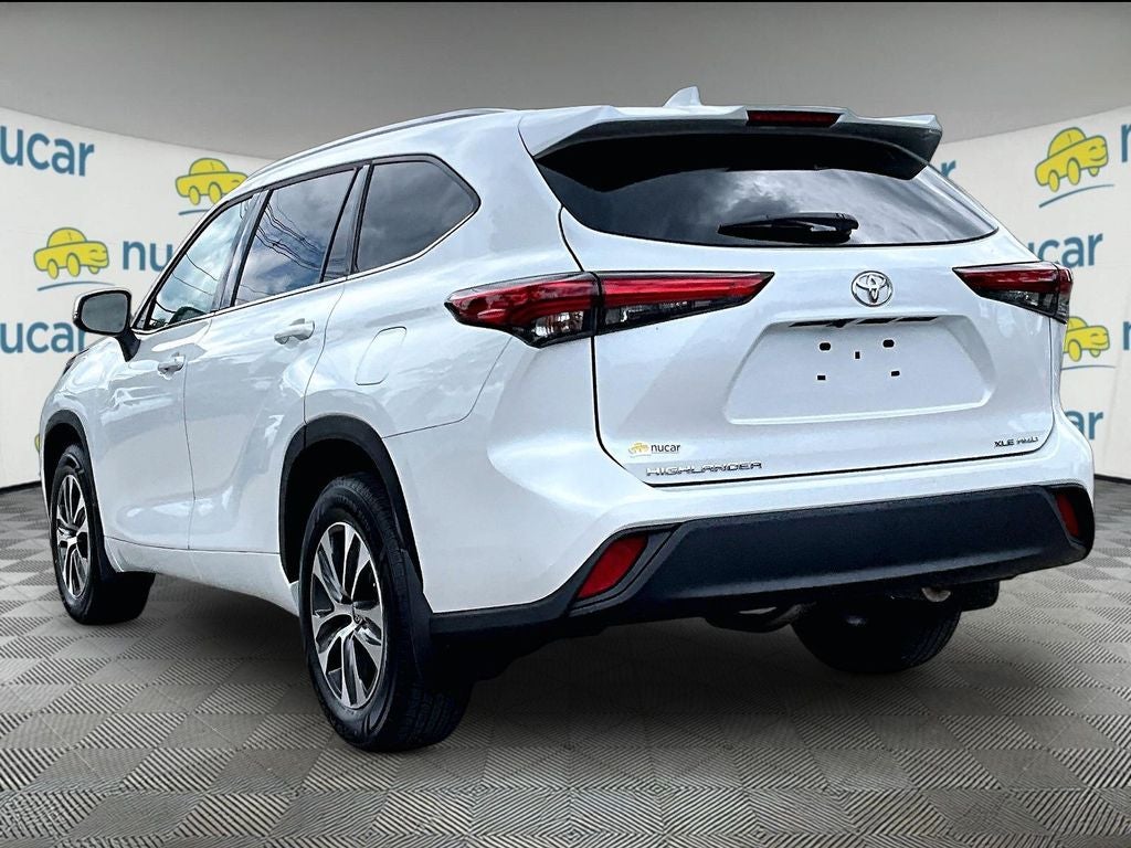 2022 Toyota Highlander XLE