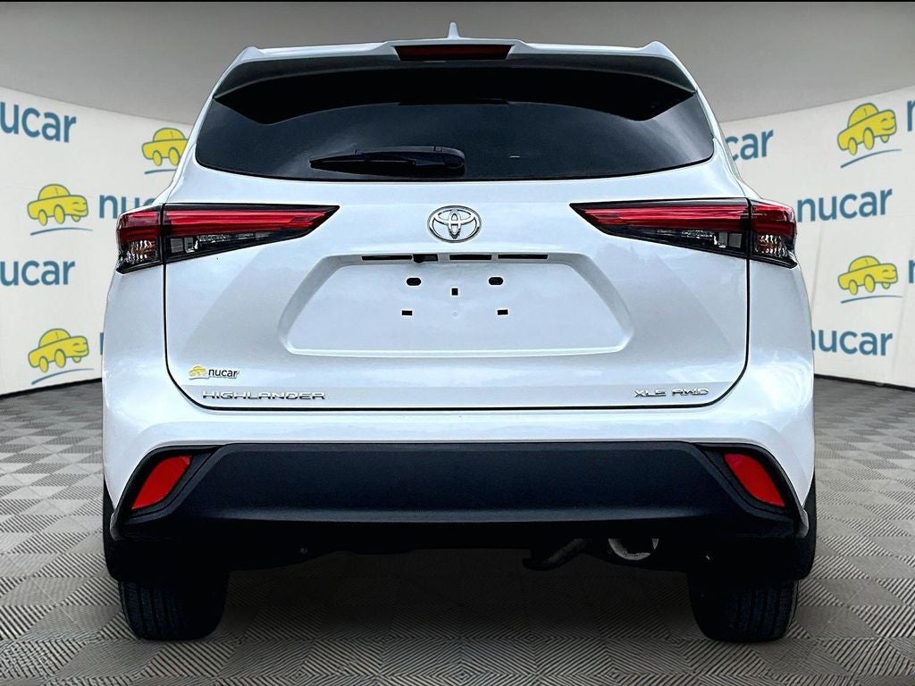 2022 Toyota Highlander XLE