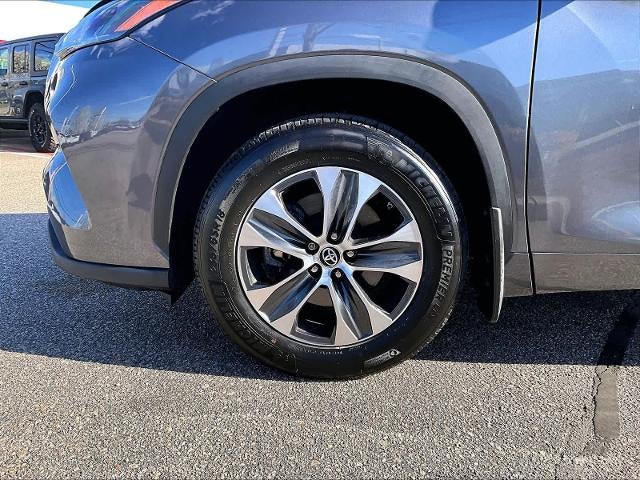 2023 Toyota Highlander XLE AWD (Natl)