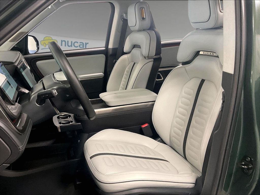 2023 Rivian R1S Adventure