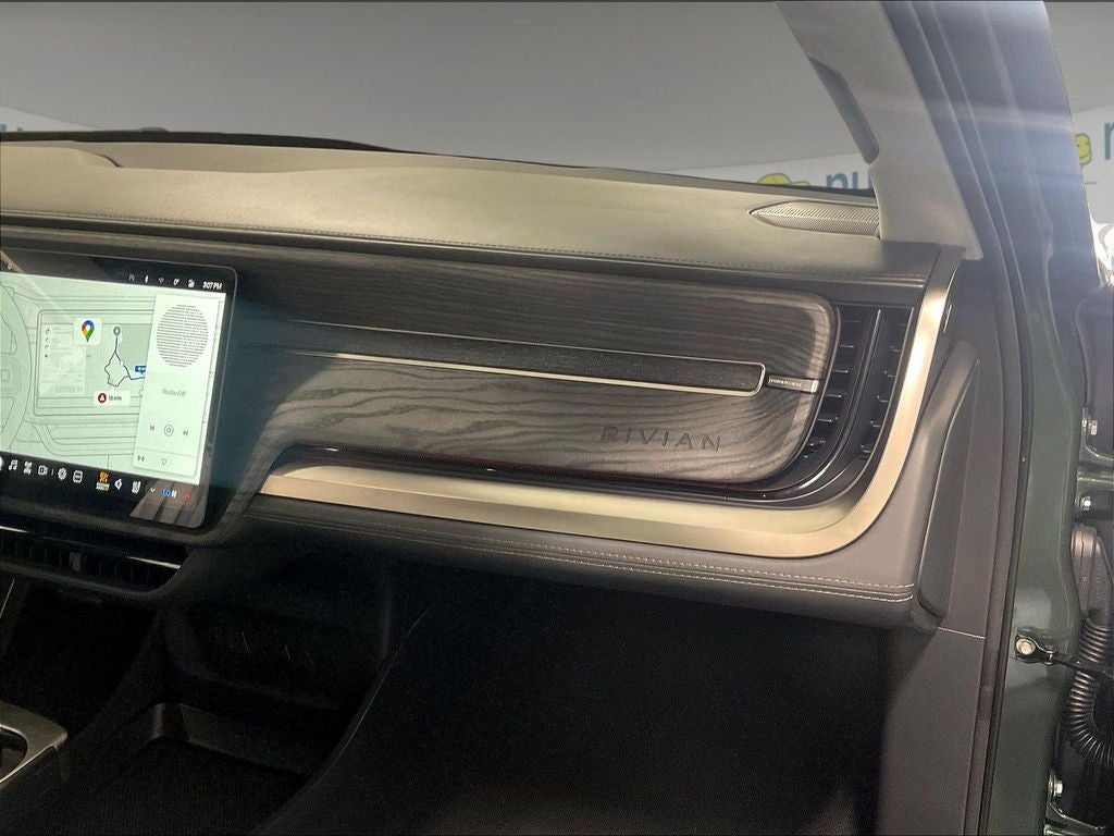 2023 Rivian R1S Adventure