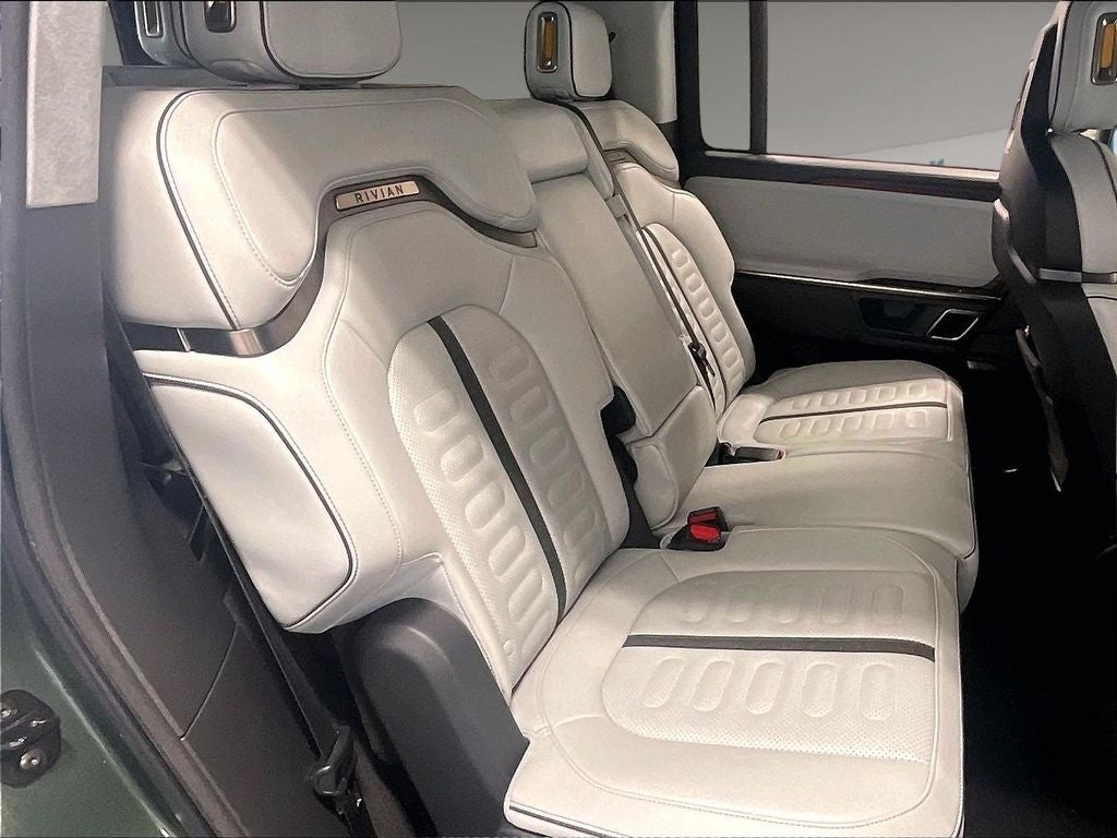 2023 Rivian R1S Adventure