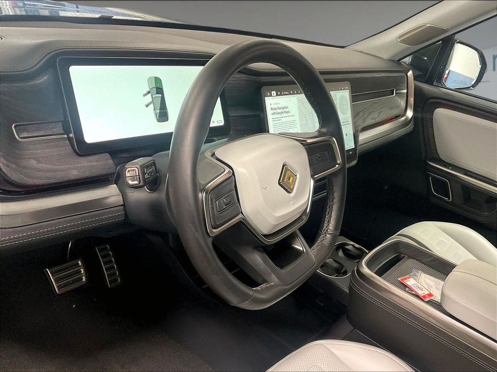 2023 Rivian R1S Adventure