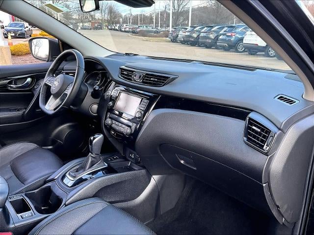 2022 Nissan Rogue Sport AWD SL