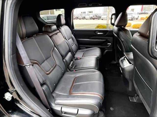 2025 Nissan Armada 4x4 SL