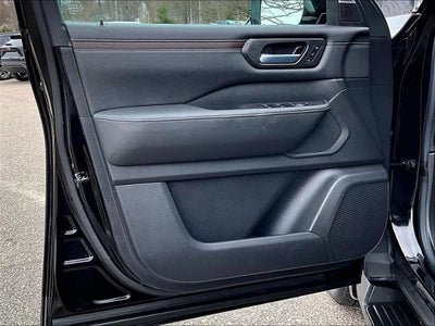 2025 Nissan Armada 4x4 SL