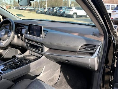 2023 Nissan Rogue AWD SV