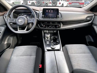 2023 Nissan Rogue AWD SV