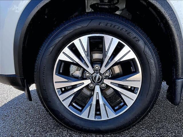 2023 Nissan Rogue AWD SV