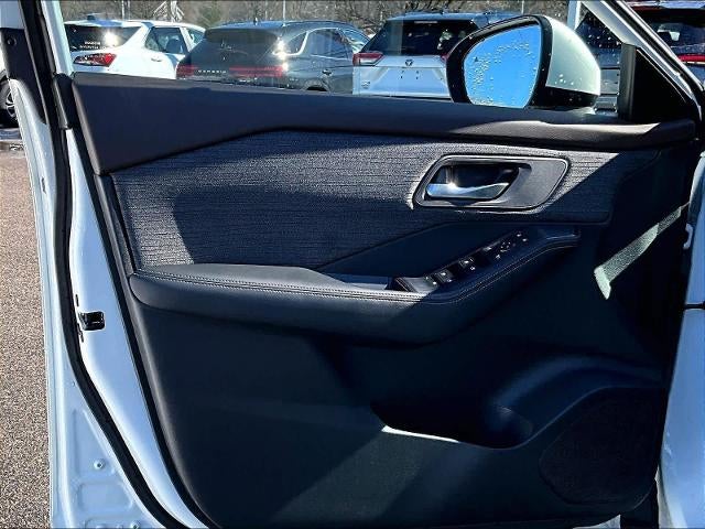 2023 Nissan Rogue AWD SV