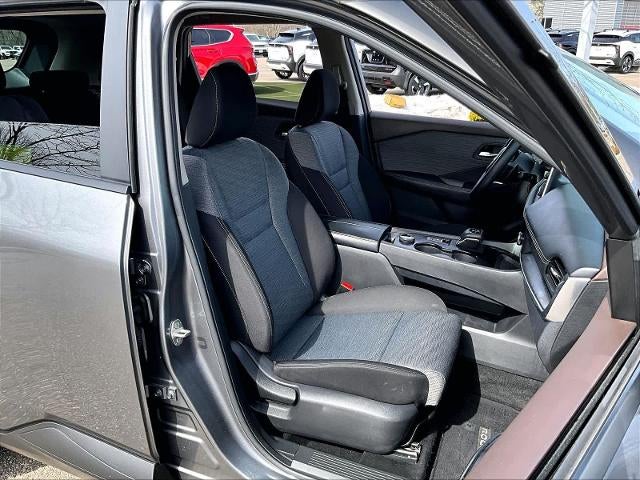 2023 Nissan Rogue AWD SV