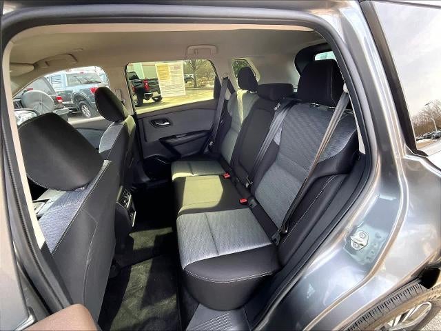 2023 Nissan Rogue AWD SV