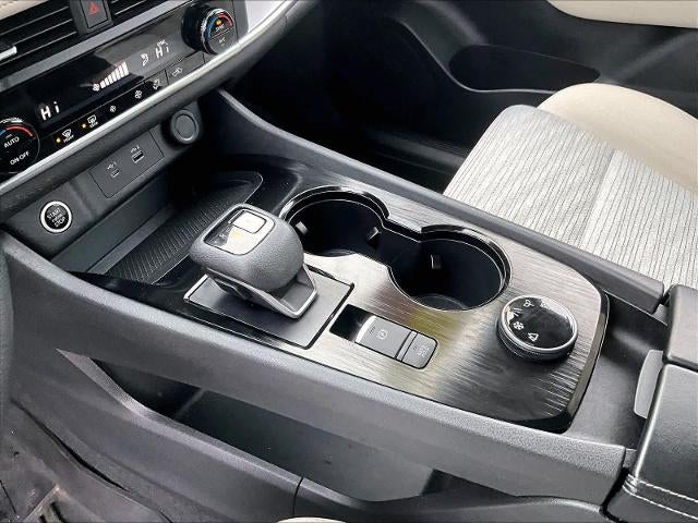 2023 Nissan Rogue AWD SV