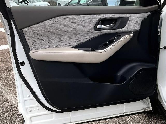 2023 Nissan Rogue AWD SV