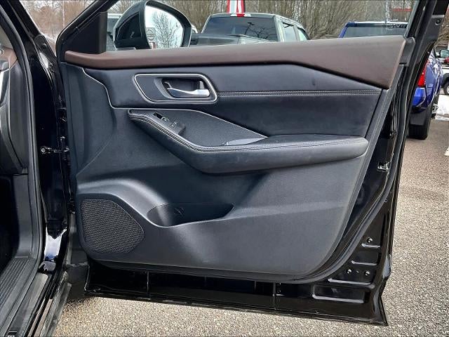 2023 Nissan Rogue AWD Platinum