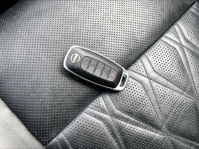 2023 Nissan Rogue AWD Platinum