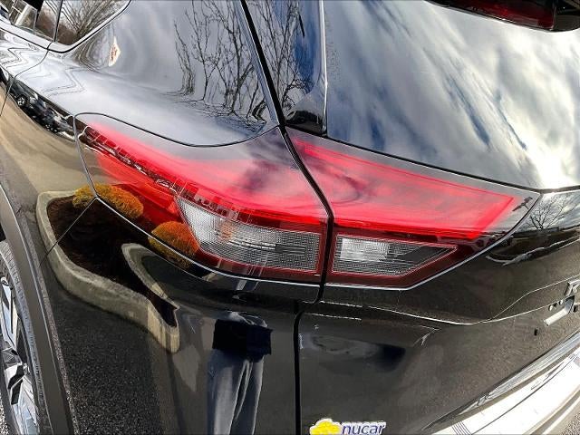 2023 Nissan Rogue AWD Platinum