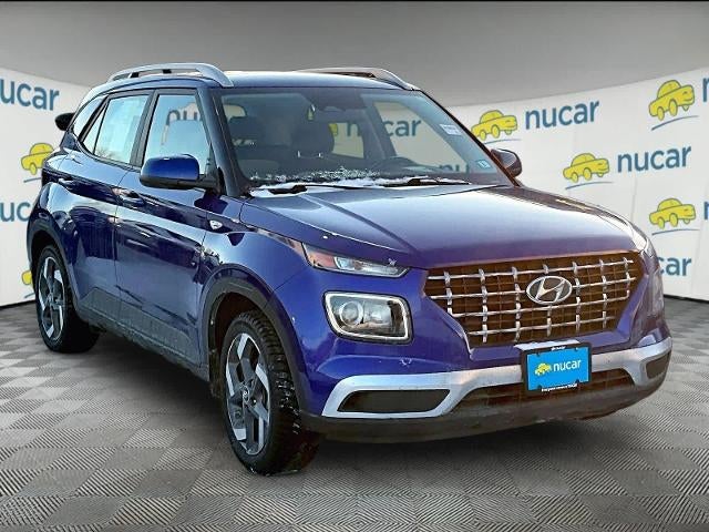 2023 Hyundai VENUE SEL IVT
