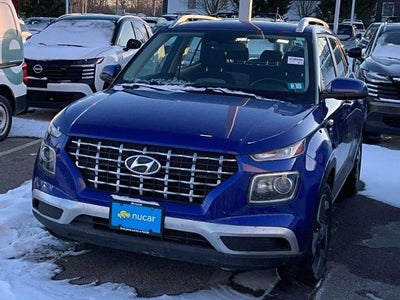 2023 Hyundai VENUE SEL IVT