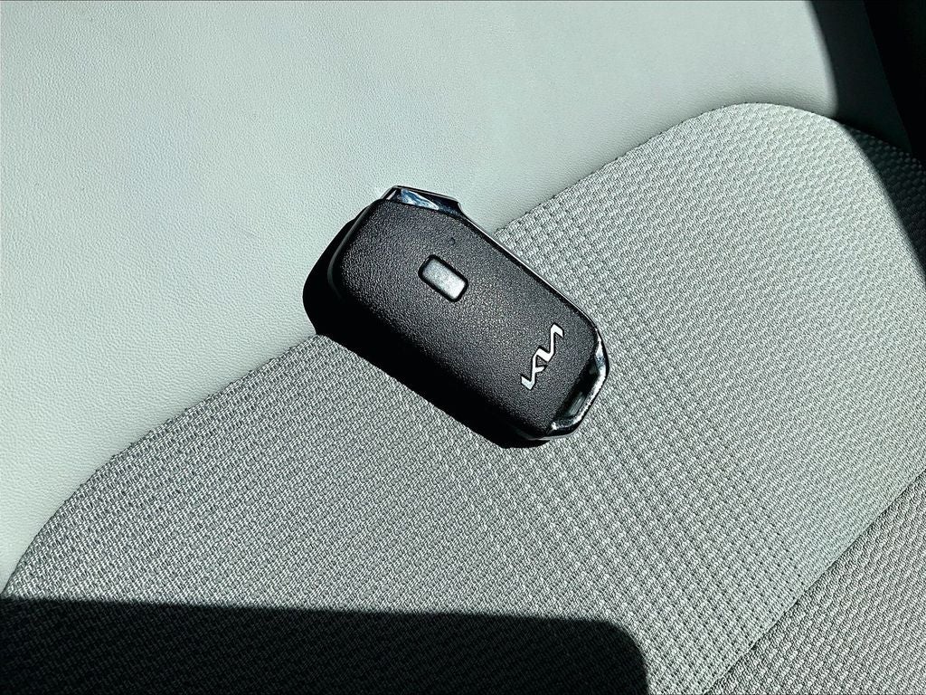 2023 Kia Niro EV Wind