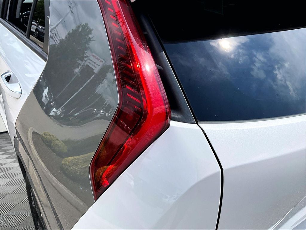 2023 Kia Niro EV Wave