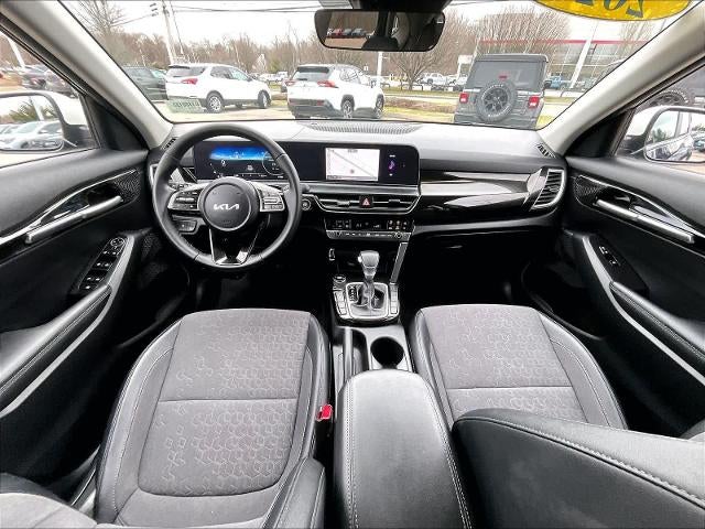 2024 Kia Seltos S IVT AWD