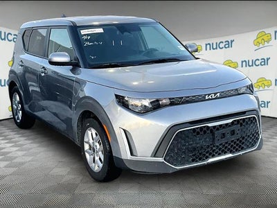 2024 Kia Soul LX IVT