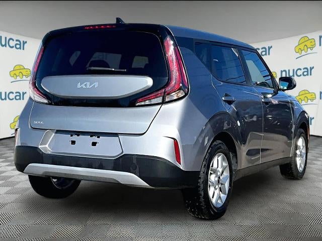 2024 Kia Soul LX IVT