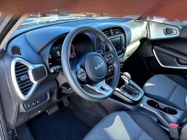 2024 Kia Soul LX IVT