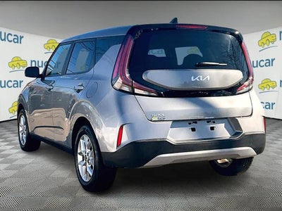 2023 Kia Soul LX IVT