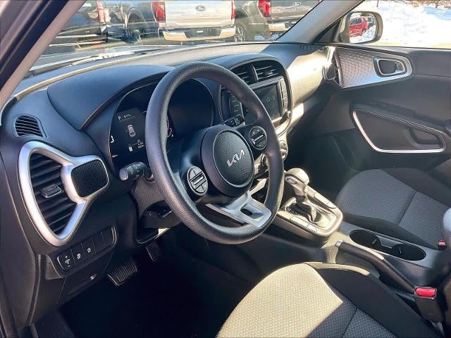 2023 Kia Soul LX IVT