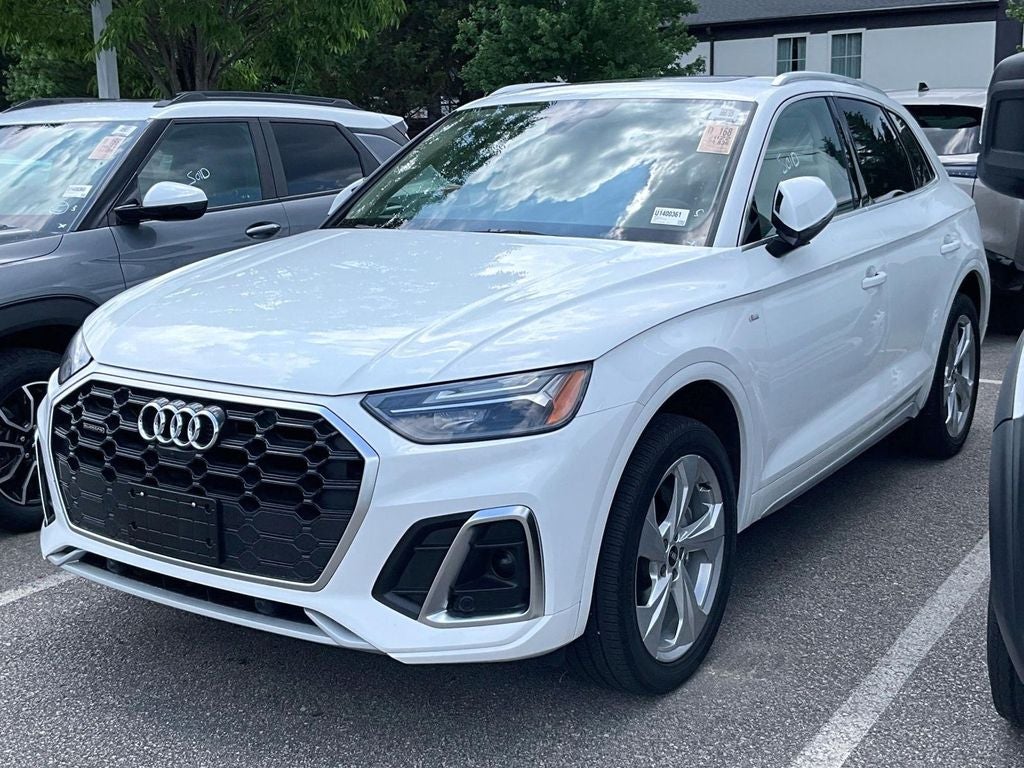 2022 Audi Q5 S line Premium Plus