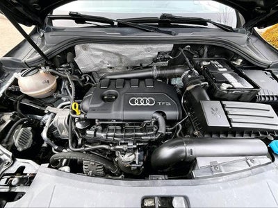 2018 Audi Q3 2.0 TFSI Premium quattro AWD