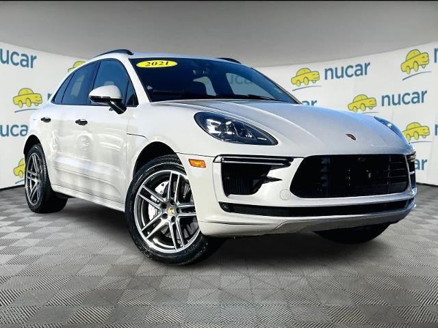 2021 Porsche Macan Turbo AWD