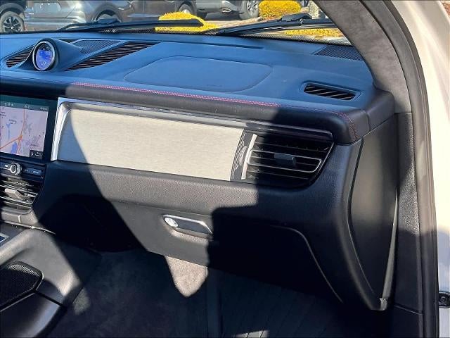 2021 Porsche Macan Turbo AWD