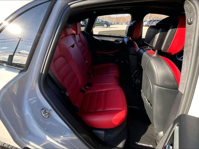 2021 Porsche Macan Turbo AWD