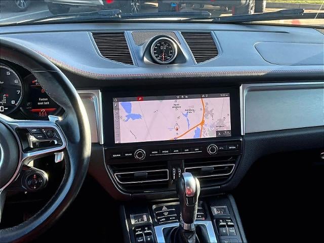 2021 Porsche Macan Turbo AWD