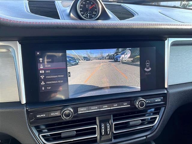 2021 Porsche Macan Turbo AWD